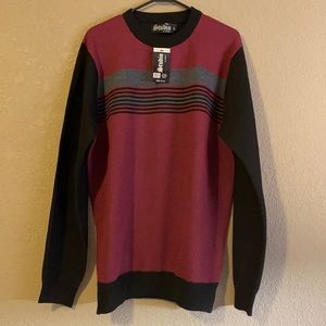 Men’s Studio sweater, size large, NWT
